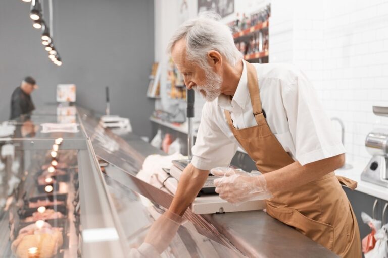 Selezionare la pellicola alimentare: pellicola appiccicante, alluminio e bustina