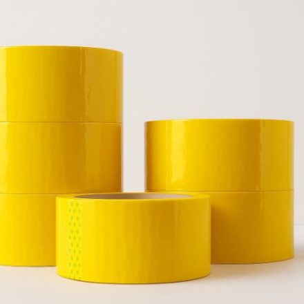 Acrilico nastro giallo confezione forte 48 mm x 45 m per colli e spedizioni