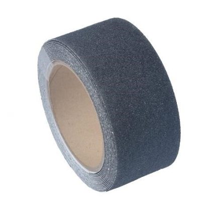 Nastro adesivo nero antiscivolo 25 mm x 5 m sulle scale